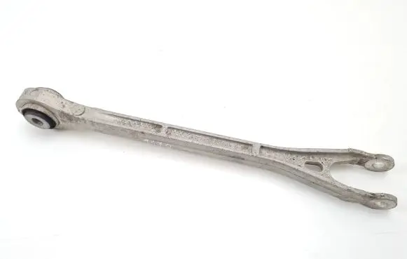 Dodge Challenger Rear control arm 68210633AA