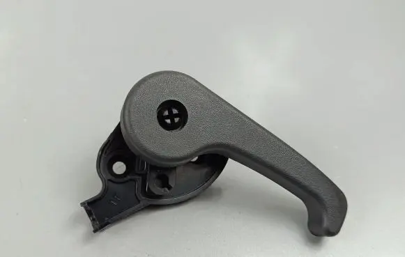 KIA Sportage Engine bonnet (hood) release handle
