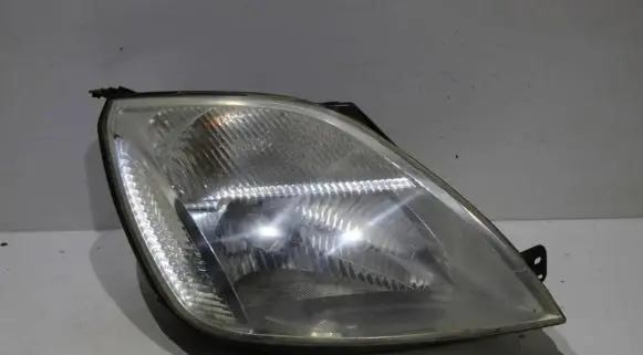 Ford Fiesta Headlight/headlamp 12053