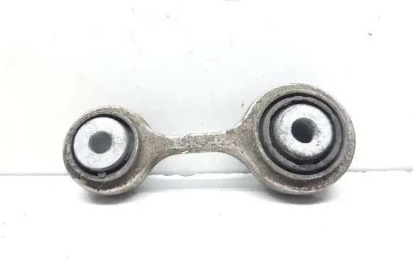 Rear control arm
