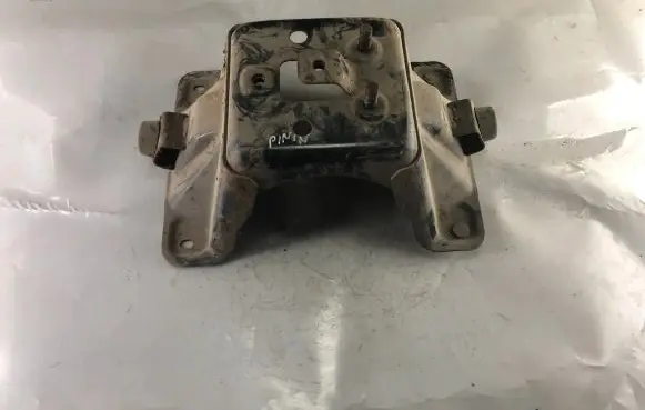 Mitsubishi Pajero Pinin Spare wheel mounting bracket 
