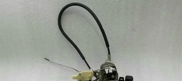 Dodge Challenger Front door lock 68174641AF