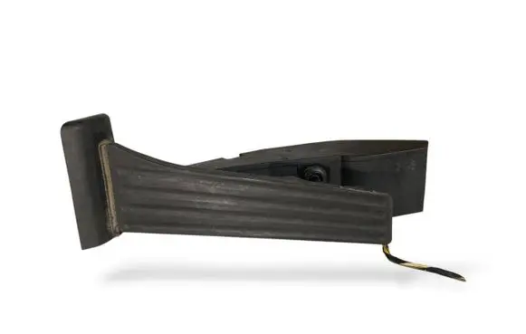 BMW 5 E39 Accelerator throttle pedal 6756492 35406756492