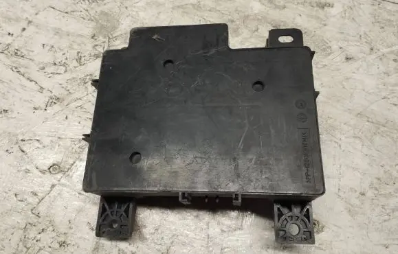 Mitsubishi Outlander Fuse module 8637A319 519087A18