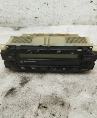 Volkswagen PASSAT B5 Climate control unit 5HB00761702 3B1907044A