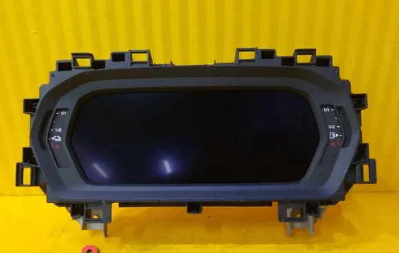 Audi A3 8Y Speedometer (instrument cluster) 8Y0920704C 8Y0920790D