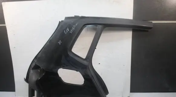 Volkswagen Golf Sportsvan Rear quarter panel 