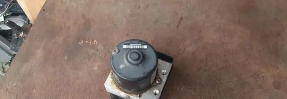 Peugeot 4007 ABS Pump 4670A457