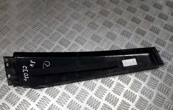 Audi A8 S8 D3 4E Front door glass trim molding 4e0853290a