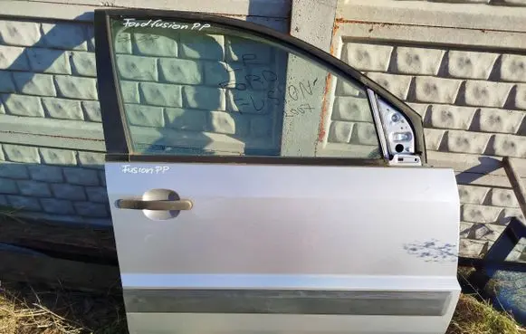 Ford Fusion Front door