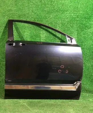 Honda CR-V Front door