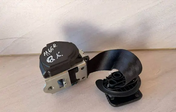Seat Alhambra (Mk2) Rear seatbelt 7N0857811RAA