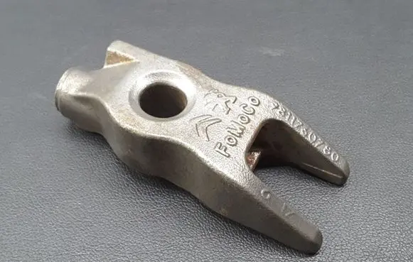 Citroen Berlingo Fuel Injector clamp holder 9811760780