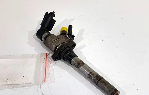 Peugeot 407 Fuel injectors set 9657144580