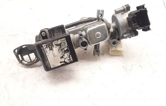 Suzuki Grand Vitara II Ignition lock 3397067J00 X1T12671M