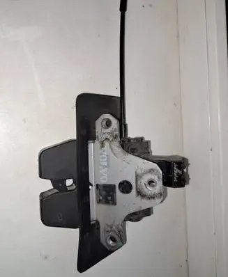 Tailgate/trunk/boot lock/catch/latch