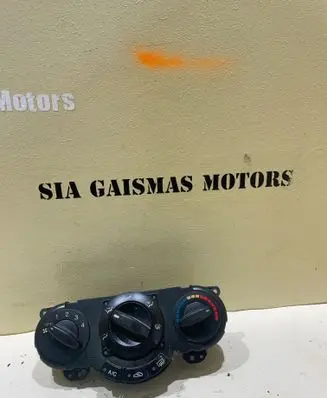 Chevrolet Lacetti Climate control/heater control trim 