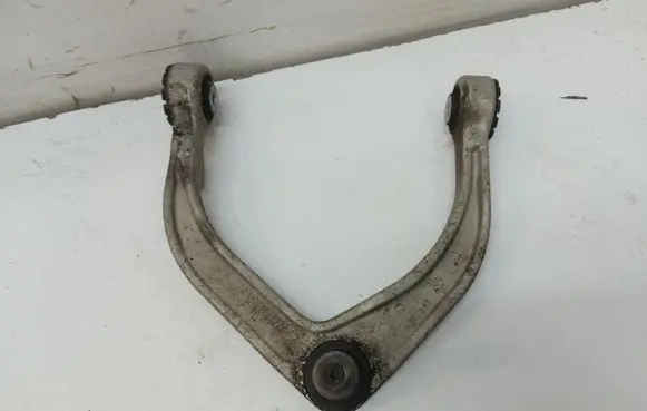Volvo XC90 Front upper control arm/wishbone VOLXC90Wah81206