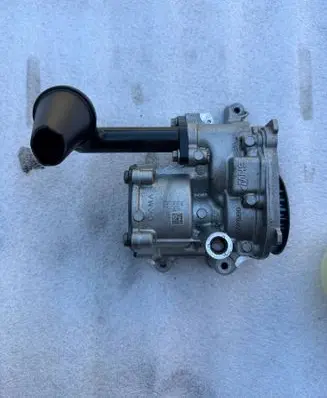 Volkswagen Multivan T6 Oil pump 04L145208P 160421 104748