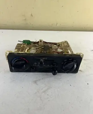 Opel Frontera B Climate control unit