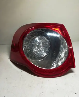 Volkswagen PASSAT B6 Rear/tail lights 3C9945095N