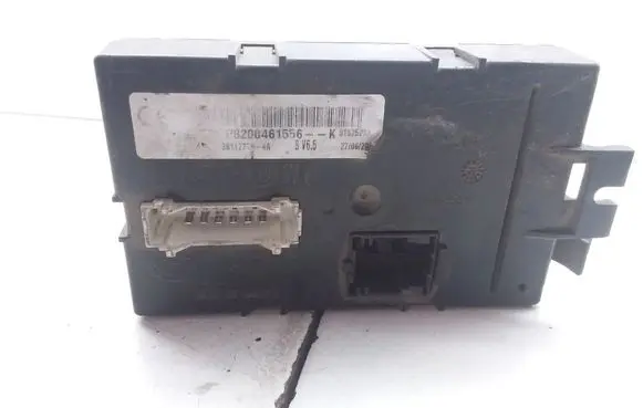 Opel Vivaro Comfort/convenience module P8200461556