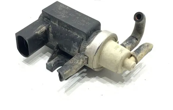 Volkswagen Sharan Fuel pressure regulator 1J0906627A