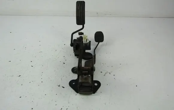 Renault Scenic II - Grand scenic II Brake pedal 