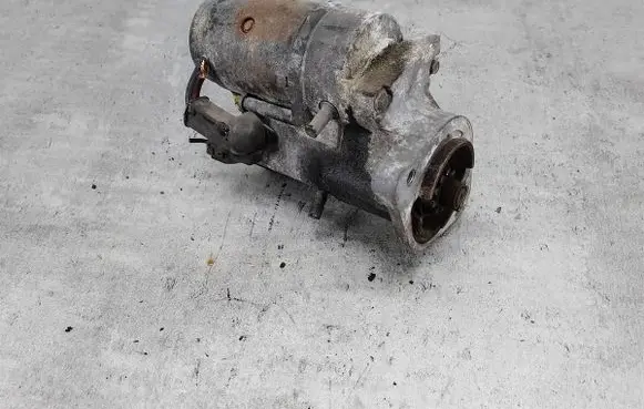 Toyota Corolla Verso E121 Starter motor 28100-64430