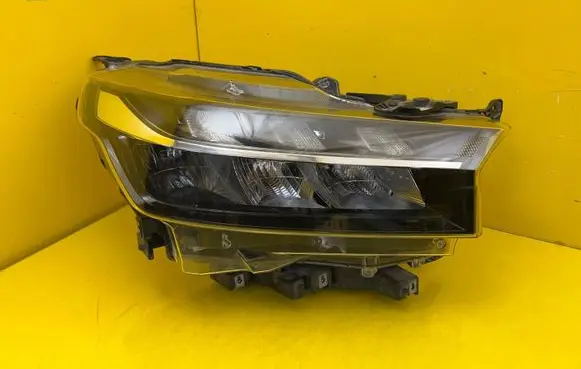 Suzuki SX4 S-Cross Headlight/headlamp W6312