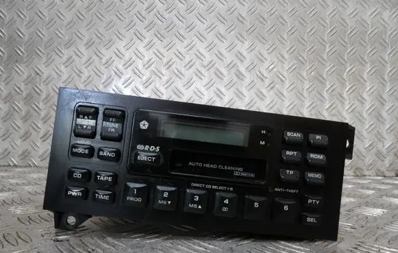 Jeep Cherokee XJ Radio/CD/DVD/GPS head unit P05269484AB