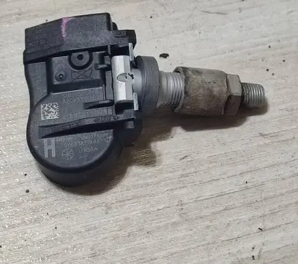 Jaguar F-Pace Tire pressure sensor GX631A159AA J38AA