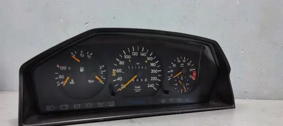 Mercedes-Benz E W124 Speedometer (instrument cluster) 1244407547