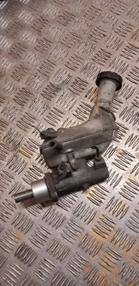 Nissan Note (E11) Master brake cylinder
