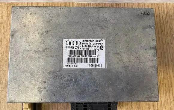 Audi A3 S3 8P Bluetooth control unit module 8P0862335D 1UTZ00051CB2
