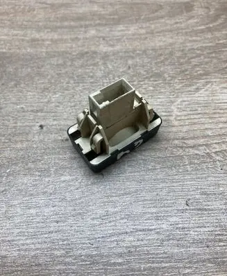 Volkswagen PASSAT B3 Other switches/knobs/shifts 357919235C