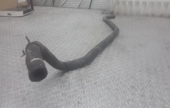 Renault Trafic II (X83) Engine coolant pipe/hose