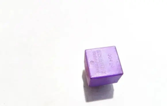 Renault Megane I Other relay 12v50a03525