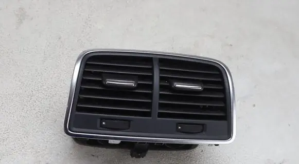 Audi A6 S6 C7 4G Rear air vent grill 4G0819203