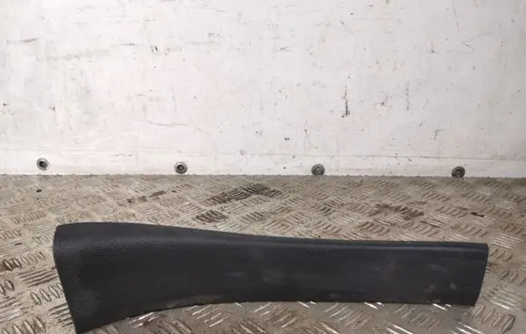 Honda CR-V Rear sill trim cover 84211TLA