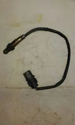 Volkswagen PASSAT B6 Lambda probe sensor 03C906262