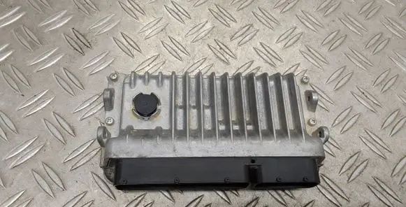 Toyota Yaris Engine control unit/module 896610DT20