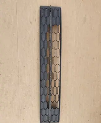 Skoda Octavia Mk3 (5E) Front bumper lower grill 5E0853677M