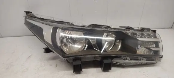 Toyota Corolla E160 E170 Headlight/headlamp 8111002E70 133006484