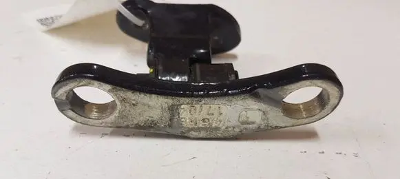Volvo V50 Rear door lower hinge 30661439