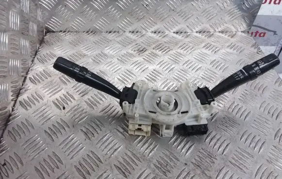 Toyota Avensis T220 Wiper turn signal indicator stalk/switch 96229005