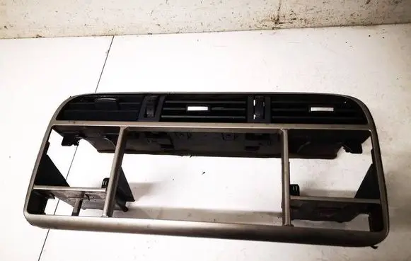 Nissan X-Trail T30 Dash center air vent grill f5715181500 f571-5181-500