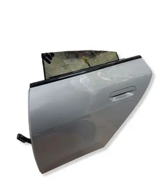 BMW i4 Rear door 