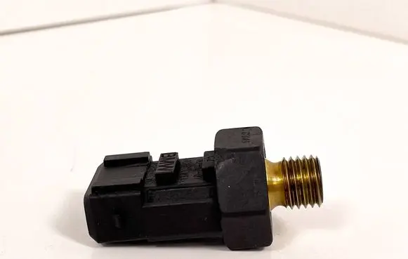 BMW 3 E92 E93 Oil pressure sensor 12617549796 7549796 15680410