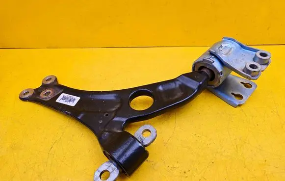 Peugeot 5008 Front lower control arm/wishbone 9867990680